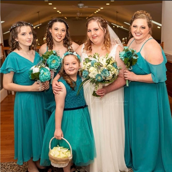 Meet your Posher, Sarah - Picture 3 of 5